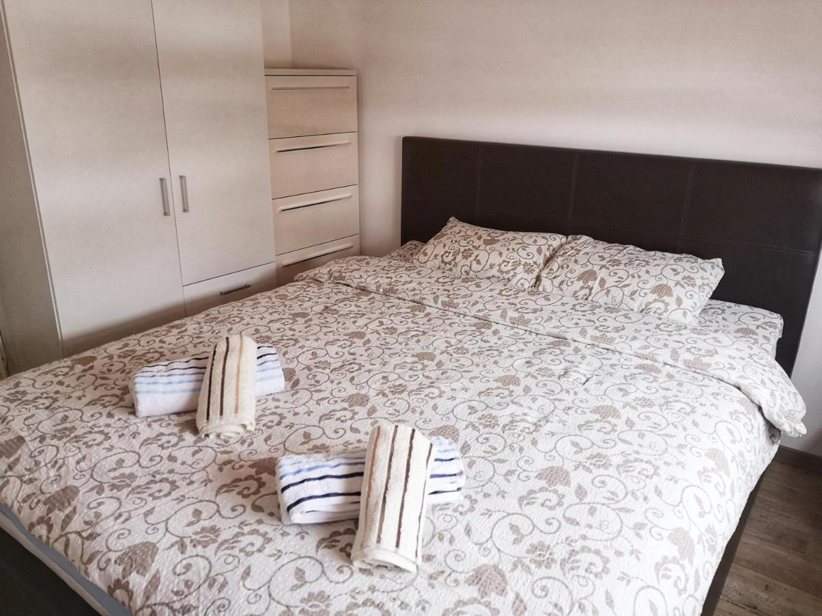 Iznad Oblaka Apartman 8 コパオニク エクステリア 写真